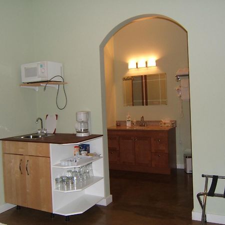 Baergnaescht B&B Osoyoos Bagian luar foto