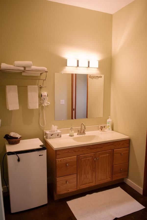Baergnaescht B&B Osoyoos Bagian luar foto