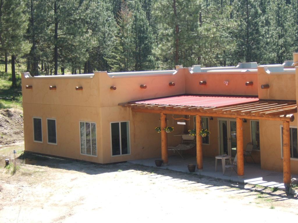 Baergnaescht B&B Osoyoos Bagian luar foto