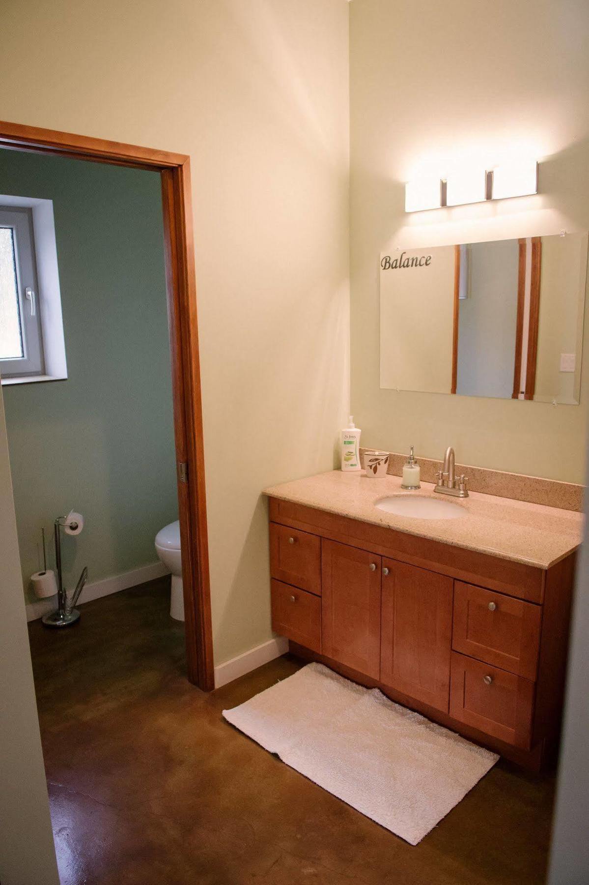 Baergnaescht B&B Osoyoos Bagian luar foto